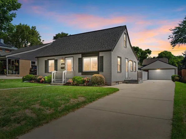 4386 S Burrell STREET, Milwaukee, WI 53207