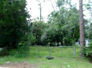 583 Brookview Dr N, Jacksonville, FL 32225