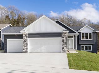 5370 Destination Ln NE, Rochester, MN 55906