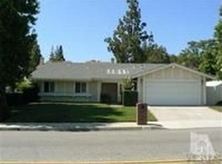 6305 Smoke Tree Ave, Oak Park, CA 91377