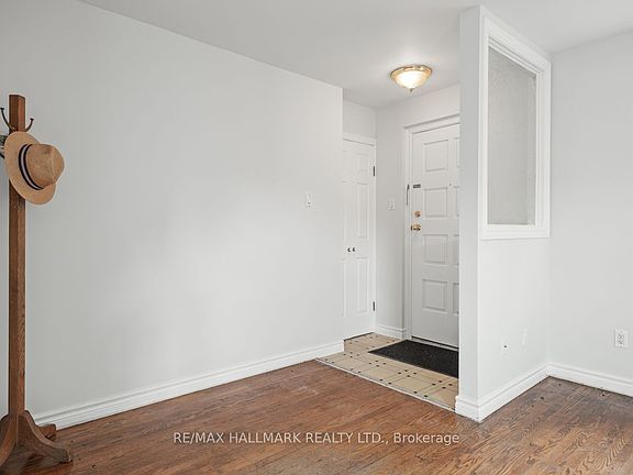 2nd image of 4 Bergen Rd