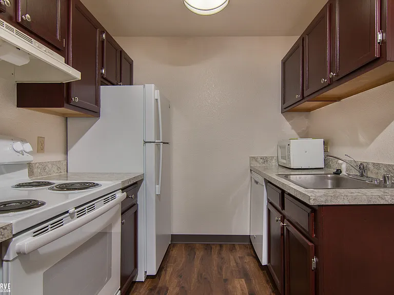 The Outlook Apartments — Photo 4