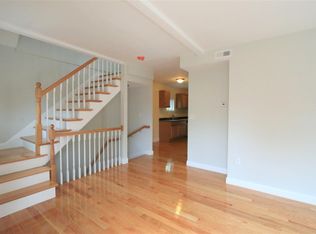 29 Elmwood St #1, Somerville, MA 02144