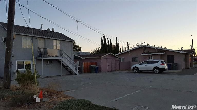 1st image of 2312 E Whitmore Ave