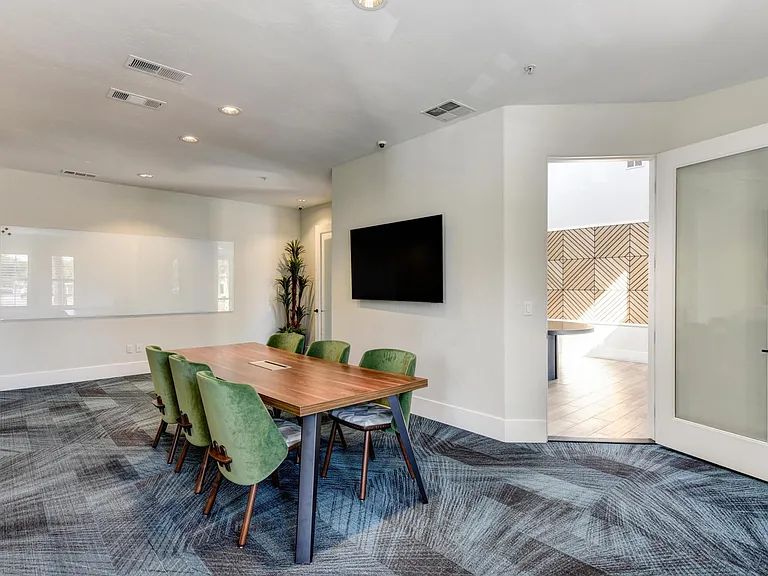 Paseo Villas — Photo 17
