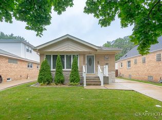 8030 N Odell Ave, Niles, IL 60714