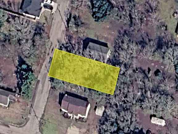 4th image of 209 Moutray Ave