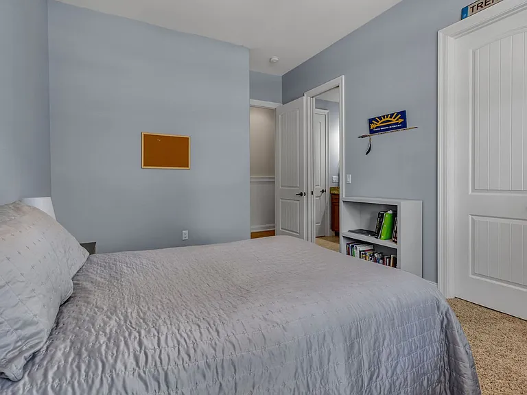 9007 Rushing River Way — Photo 32