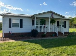 116 Robys Rd, King, NC 27021