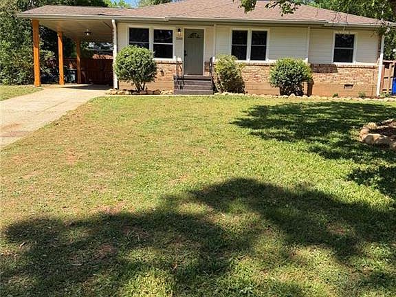 3rd image of 3260 Beech Dr