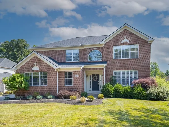 31008 Logan Ct, Westlake, OH 44145
