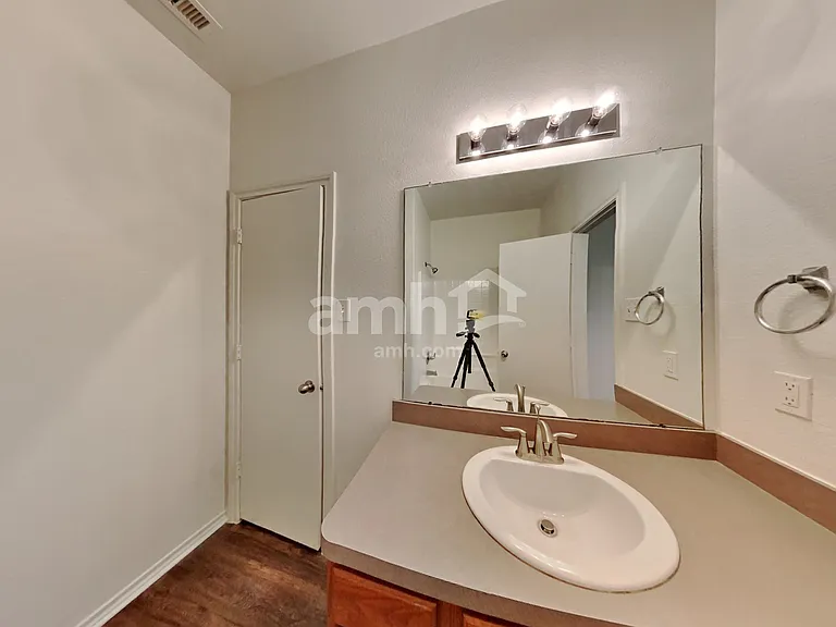 2838 Wisner Cir — Photo 12