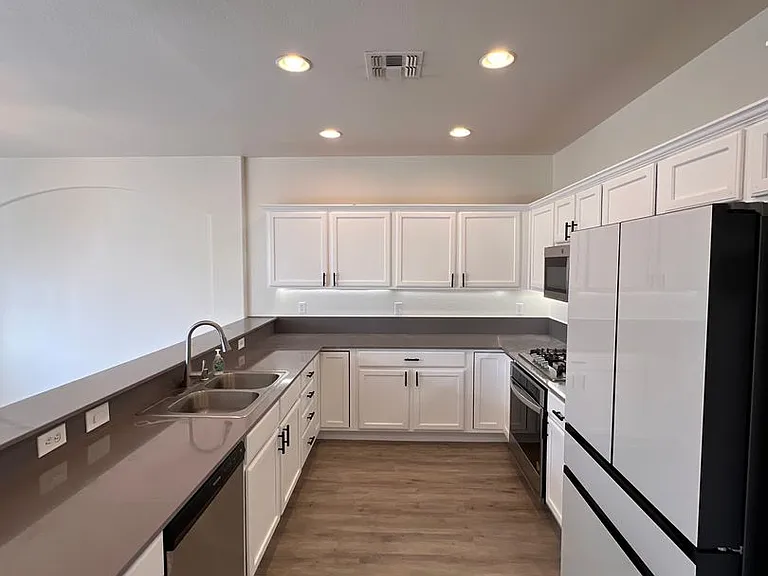 801 Dana Hills Ct #203 — Photo 8