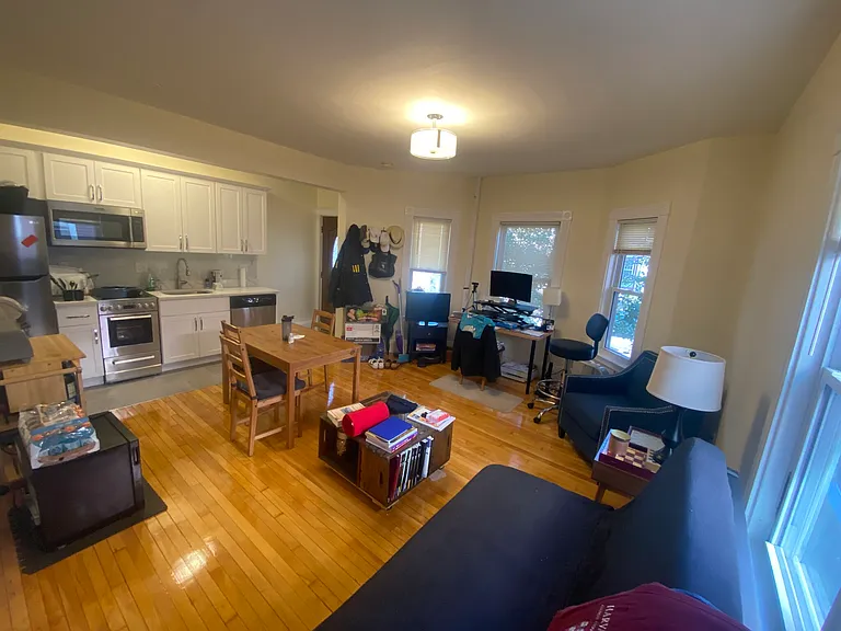 42 Rindge Ave #2A — Photo 2