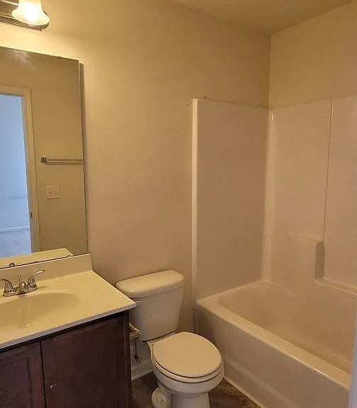 82 Aleah Ct — Photo 8