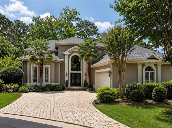 2125 River Falls Dr, Roswell, GA 30076