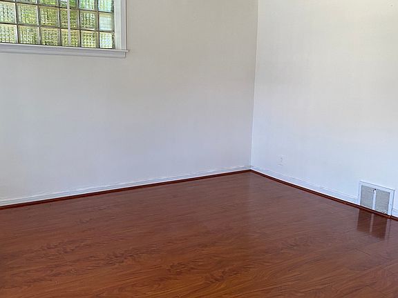 5th image of 81XX Temple Rd