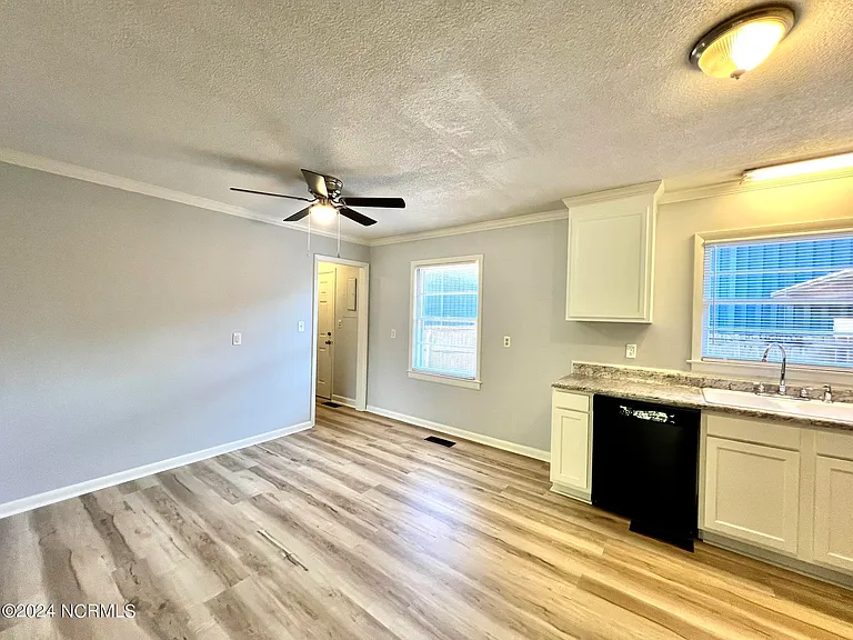 331 Forest Park Rd — Photo 6