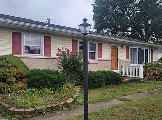 222 E South 5th St, Red Bud, IL 62278