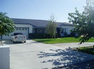 10771 Locust Ave, Hesperia, CA 92345