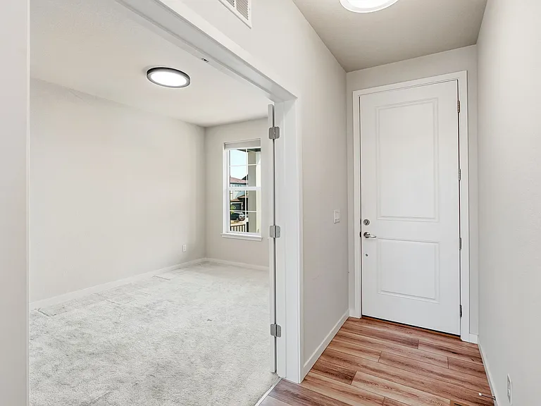 137 Mohawk Cir — Photo 19