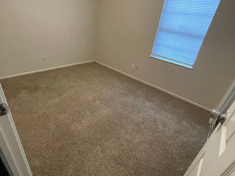6504 Flamingo Rd — Photo 10