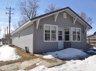 113 W Oak Ave, Linton, ND 58552
