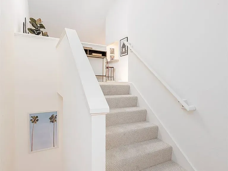 968 Arlene Way — Photo 4