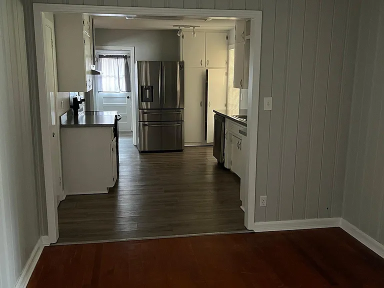 1402 Lowell Dr SE — Photo 17