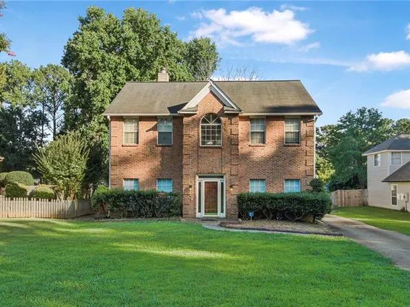 110 Pine Rise Ct, Alpharetta, GA 30022