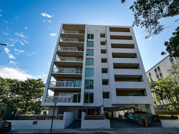 2740 SW 28th Ter APT 603, Miami, FL 33133