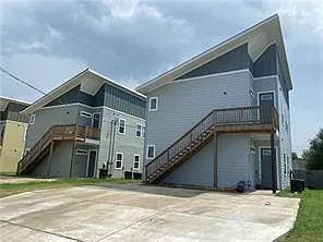 1310 Hausman Dr