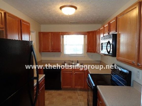 2nd image of 2619 Wellington Walk Pl