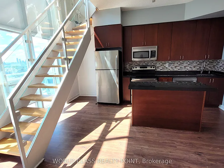 155 Legion Rd N #Penthouse 2907 — Photo 12