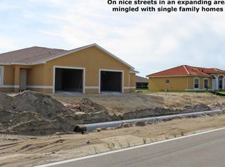 937/939 Nelson Rd N, Cape Coral, FL 33993