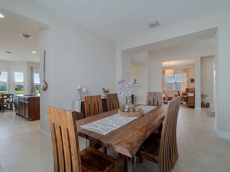 4644 Citron Way — Photo 12