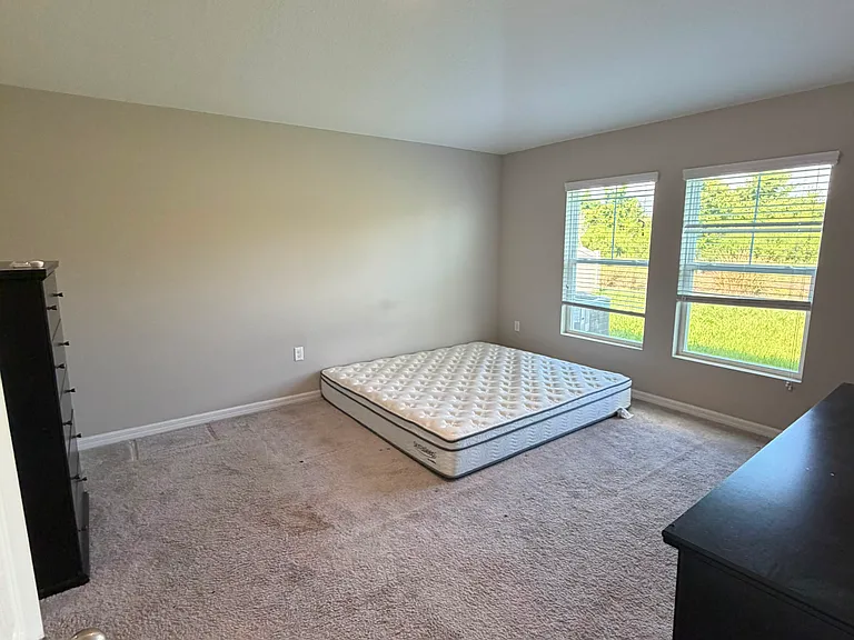 5480 Siltstone St — Photo 13