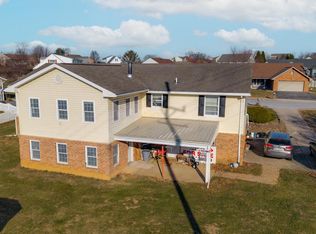 408 Carolle St, Greencastle, PA 17225