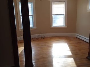 114 Sterling St #2B, Worcester, MA 01610