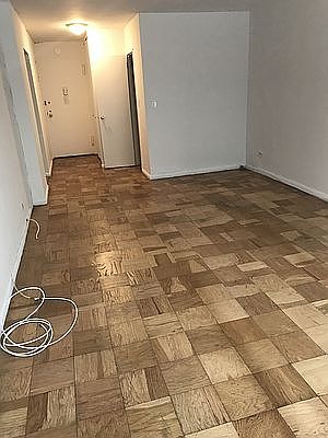 3rd image of 330 E 46th St APT 2C