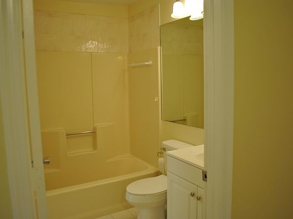 5th image of 3687 Collinwood Ln