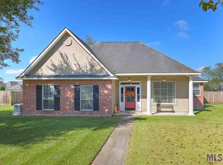 16463 Ole Homestead Ln, Prairieville, LA 70769