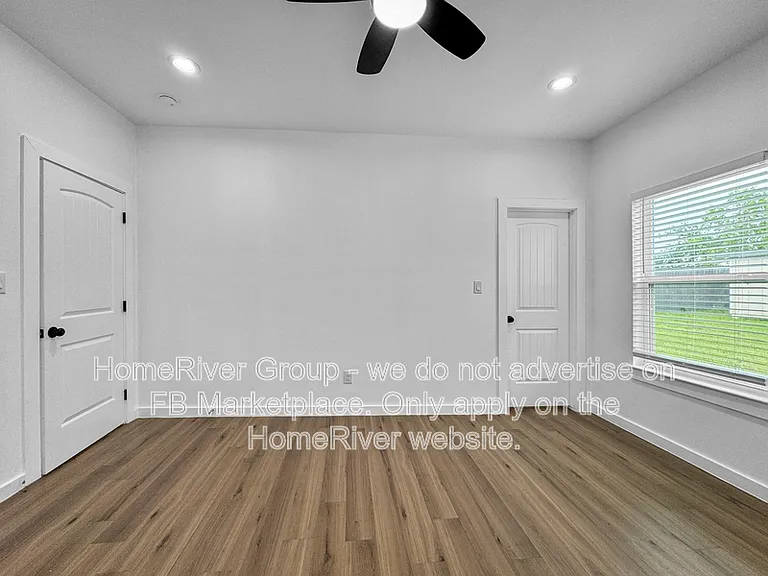 2041B Midlake Ln — Photo 12