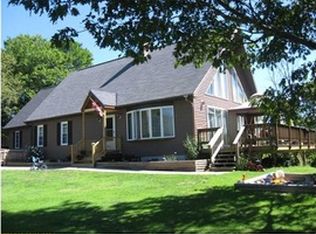 555 Meadow Rd, Durham, ME 04222