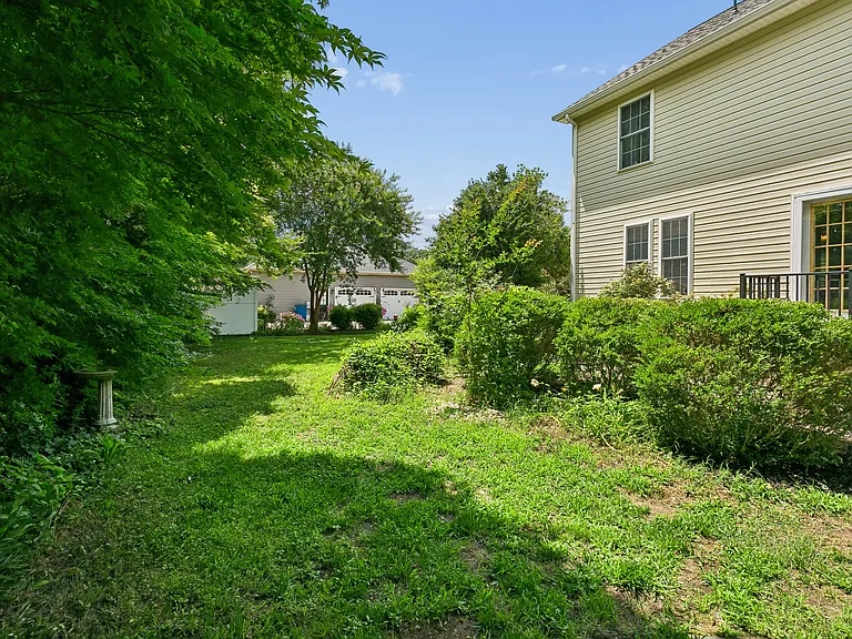 7976 Laura Ann Ln — Photo 48