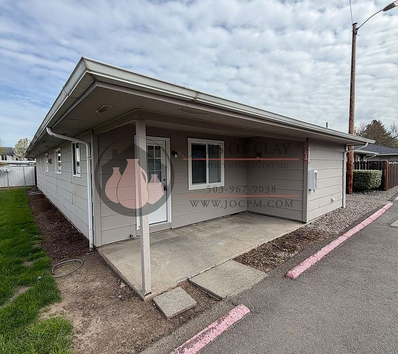1st image of 1524 E Park Ave NE #1534