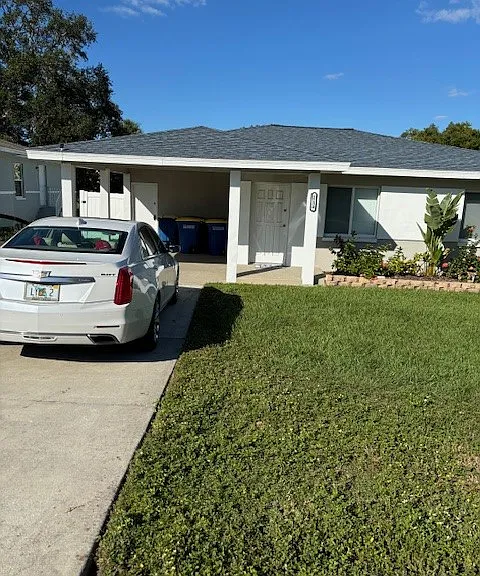 1234 Druid Rd E — Photo 2