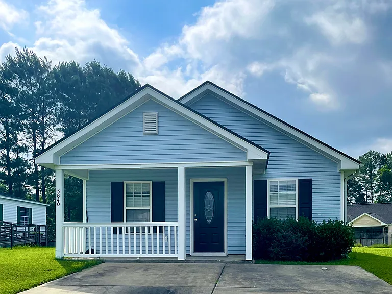 3840 Stern Dr — Photo 1