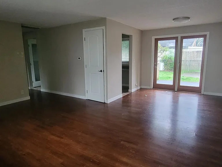 8615 John Dower Rd SW — Photo 23