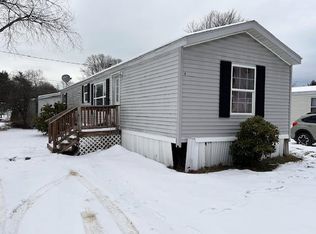 4 Poplar St, Exeter, NH 03833